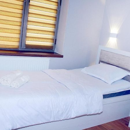 One Global Family Guest House Samarcande Extérieur photo