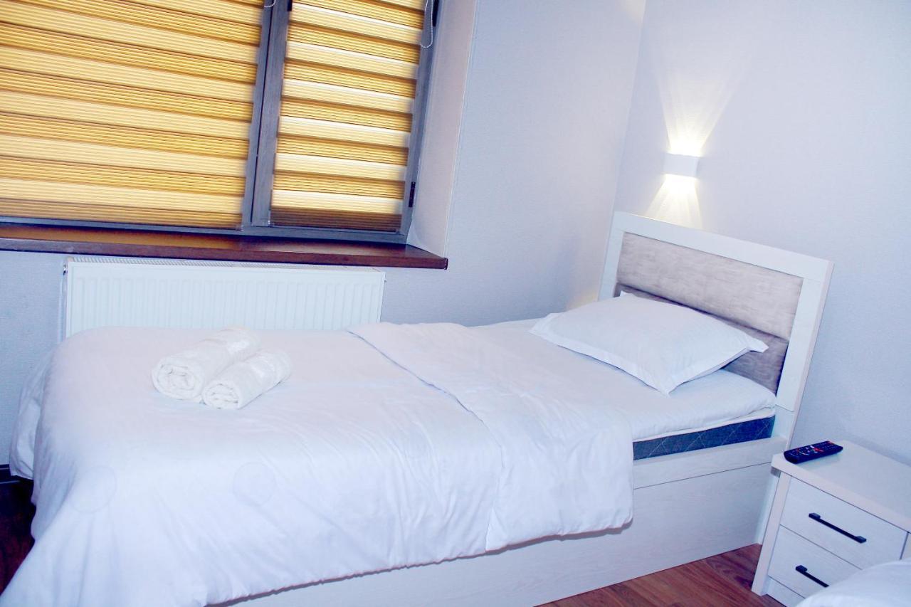 One Global Family Guest House Samarcande Extérieur photo